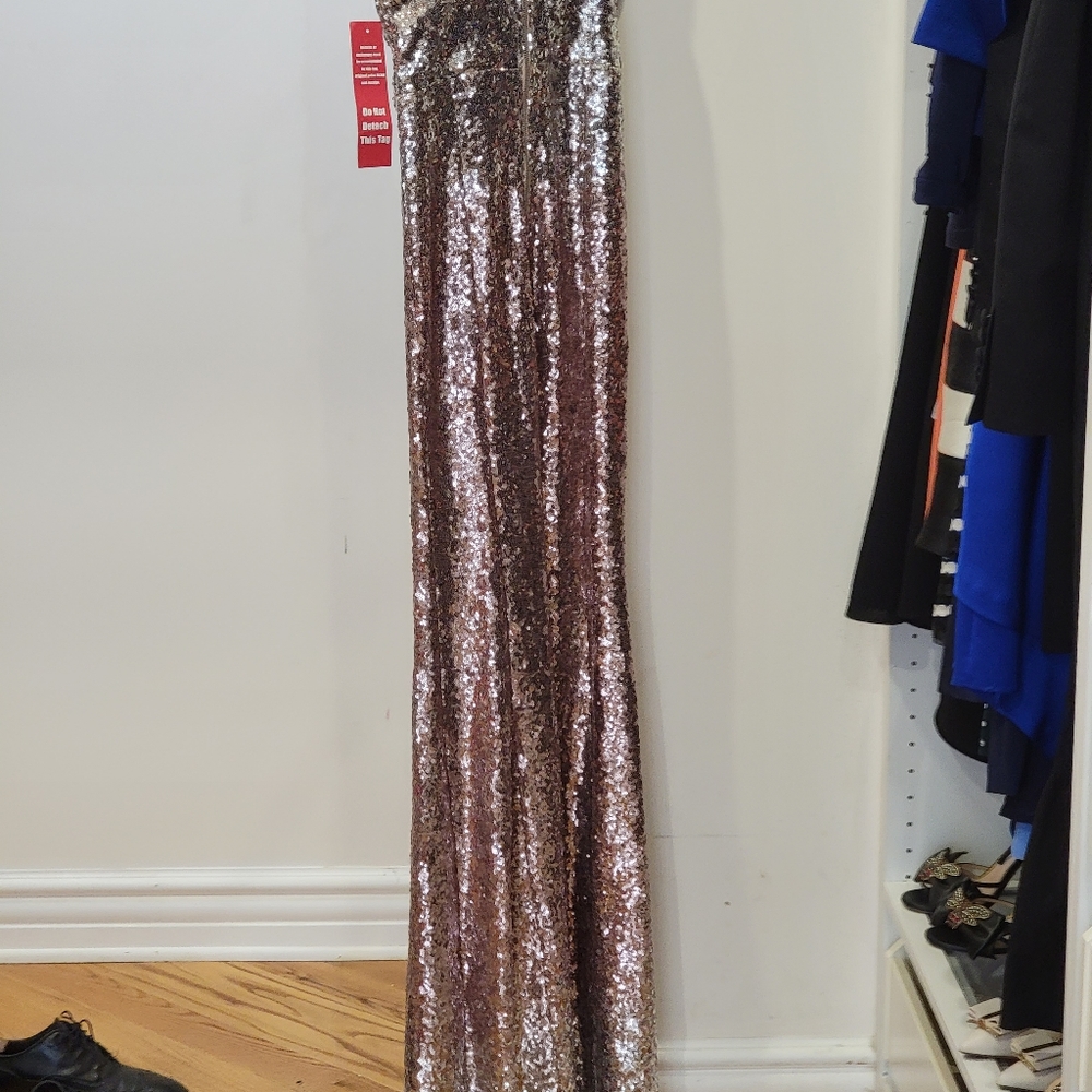 Squin gown